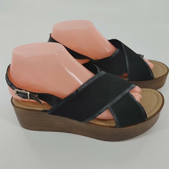 SOPHIA MILANO Black Suede Platform Sandals - Picture 4 of 9